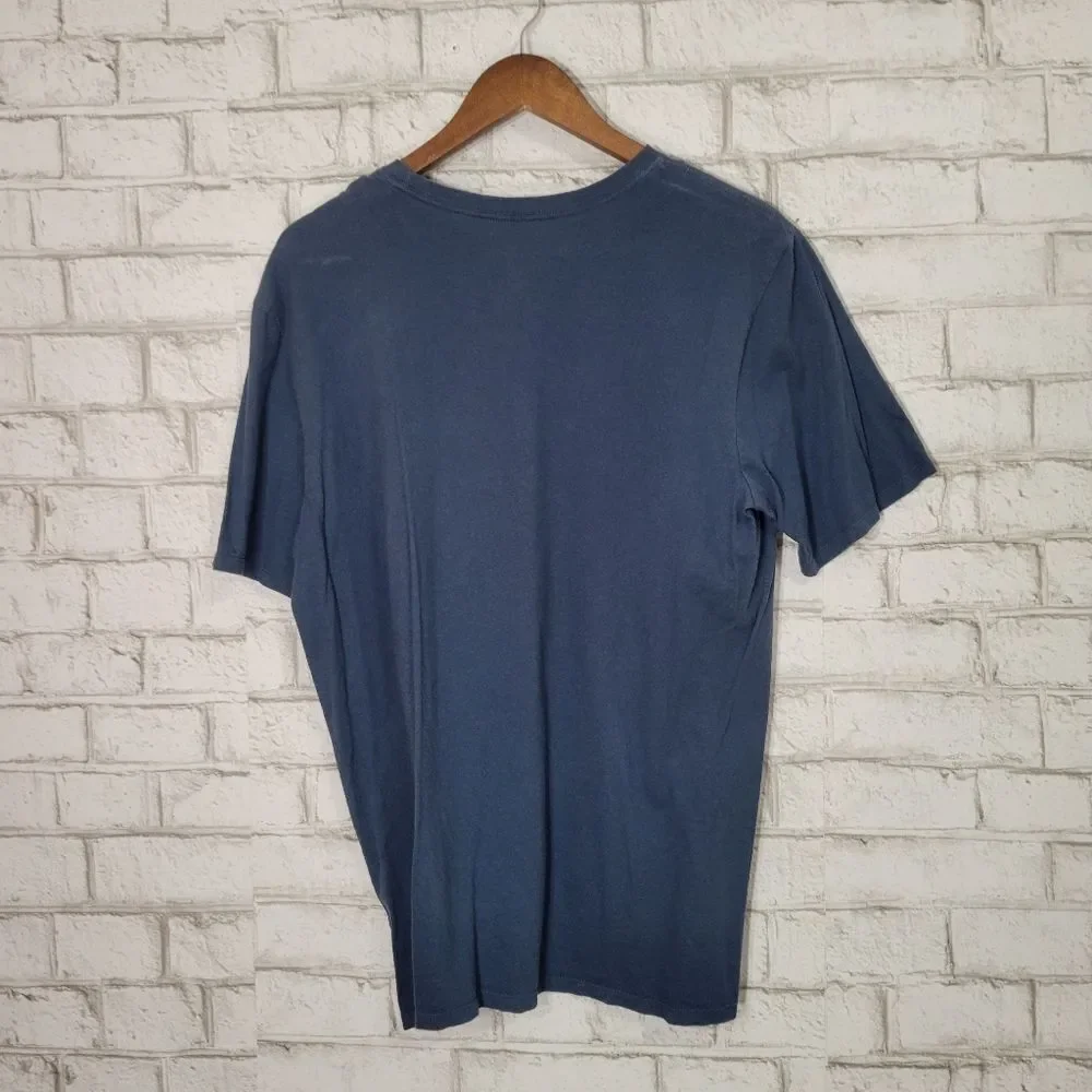NIKE short sleeve graphic tee